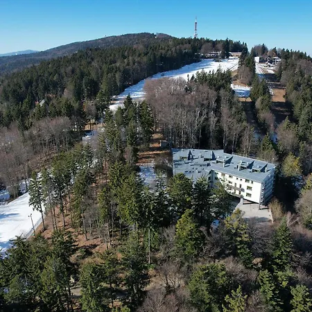 アパート Luxury Wide View Pohorje Bellevue ホコ・ポホリェ